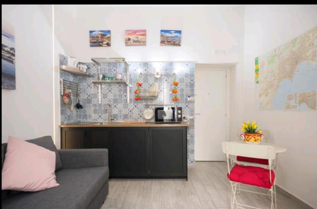 A Casa Di Sergio Apartamento Nápoles Exterior foto